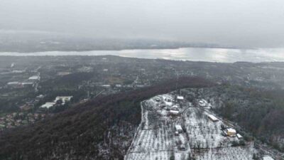 SASKİ, Sapanca Gölü’nü besleyen dere yataklarının kar yağışı ile birlikte