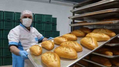 Konya’nın Beyşehir ilçesinde halk ekmek büfelerinde 7 liradan satılan 200