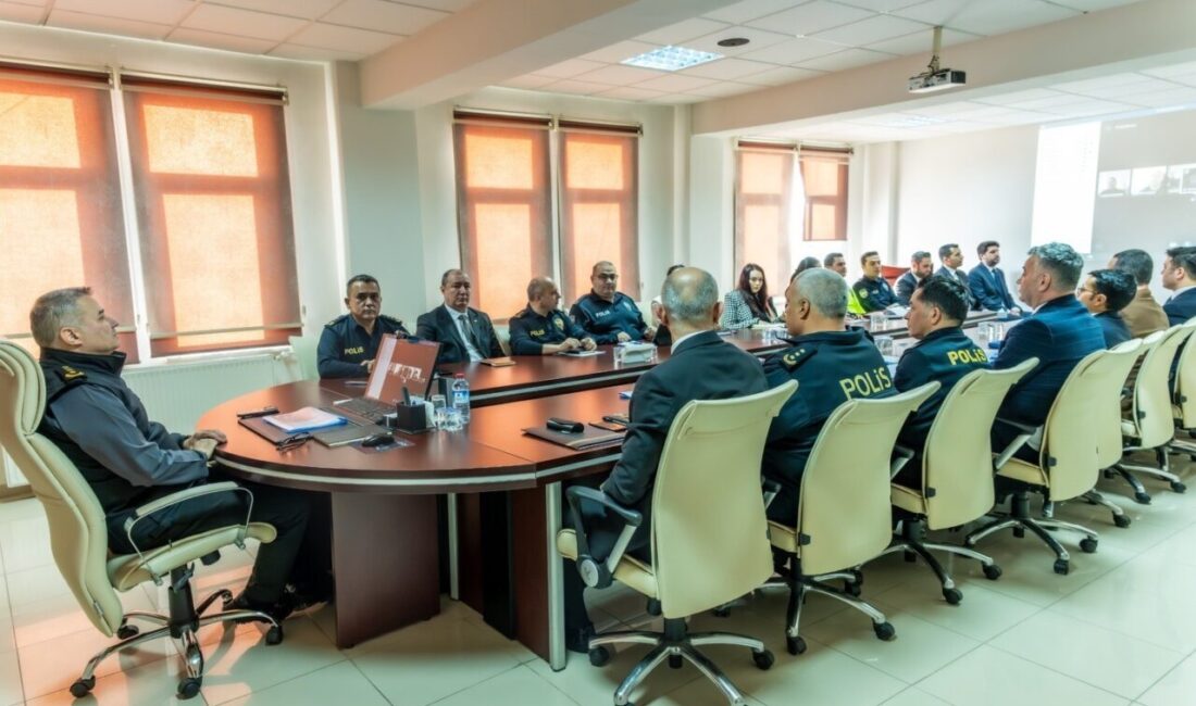 Bilecik İl Emniyet Müdürlüğü’nde 2025 yılı değerlendirme toplantısı gerçekleştirildi. Bilecik