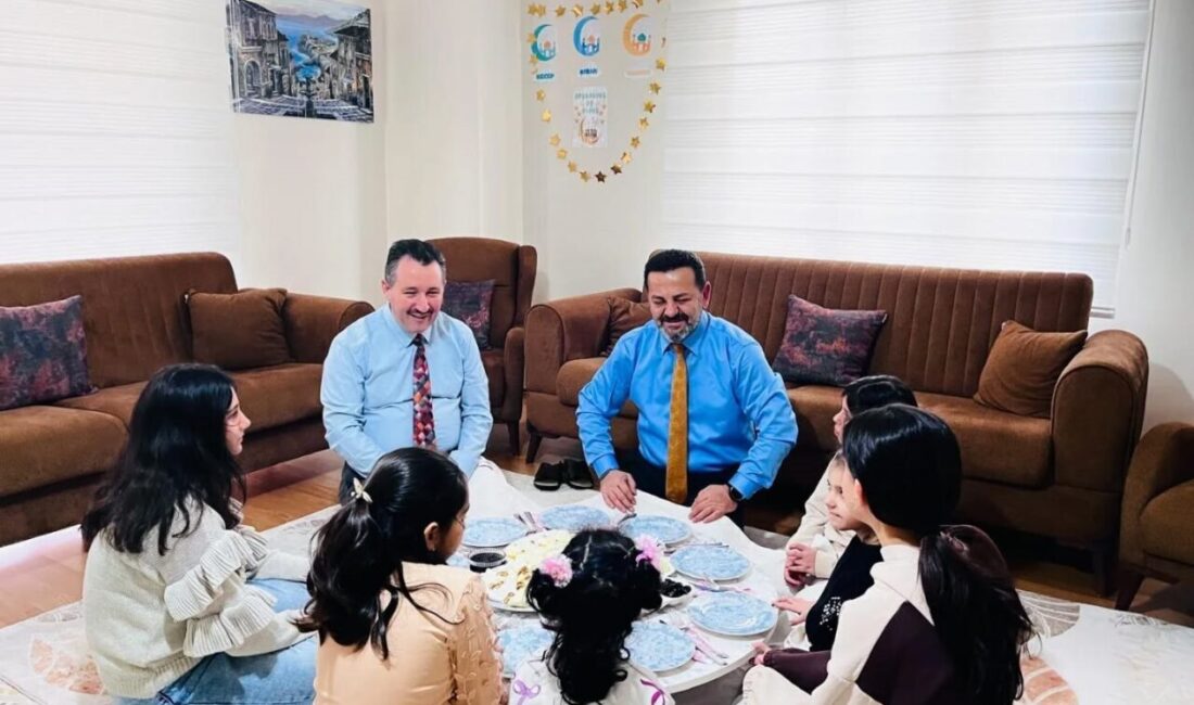 Bilecik’te Çocuk Evleri Koordinasyon Merkezinde kahvaltı programı düzenlendi. Bilecik Aile