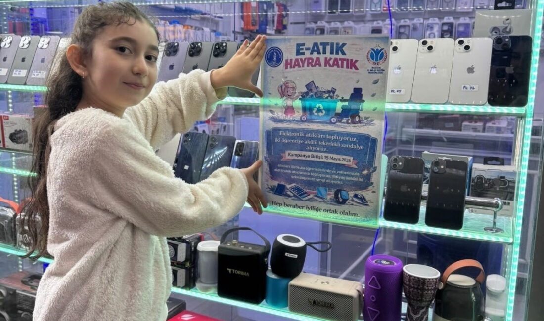 Bilecik’te toplanan e-atıklar, akülü tekerlekli sandalyeye dönüşerek özel gereksinimli öğrencilere