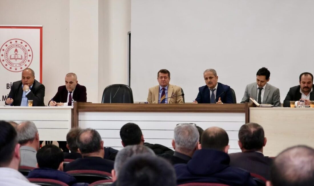 Bilecik’te 2025-2026 Eğitim Öğretim Yılı 2’inci Dönem hazırlık toplantısı gerçekleştirildi.
