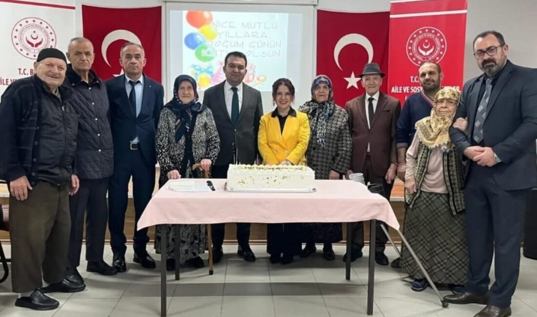 Bilecik’te huzurevinde ocak ayında doğan yaşlılar için doğum günü programı
