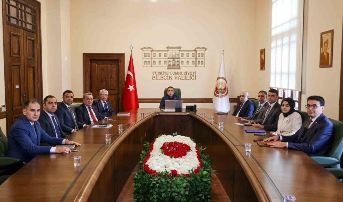 Bilecik’te, Vali Faik Oktay Sözer başkanlığında mülki idare amirlerinin katılımıyla