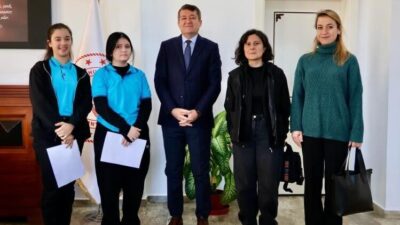 Bilecik İl Millî Eğitim Müdürlüğü’nde, okul dergisi çalışmaları kapsamında öğrencilerle