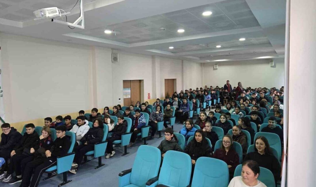 Bilecik’in Osmaneli ilçesinde sosyal medya bağımlılığına karşı öğrencilere yönelik farkındalık