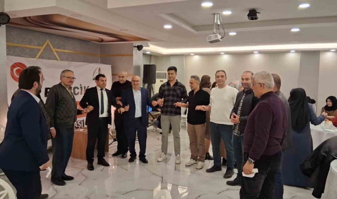 Bilecik’te yaşayan Yozgatlılar ’Arabaşı Gecesi’nde bir araya geldi. Bilecik’te yaşayan