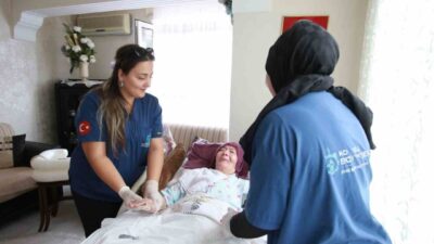 Kocaeli Büyükşehir Belediyesi, 2025 yılında bin 834 vatandaşa evde bakım