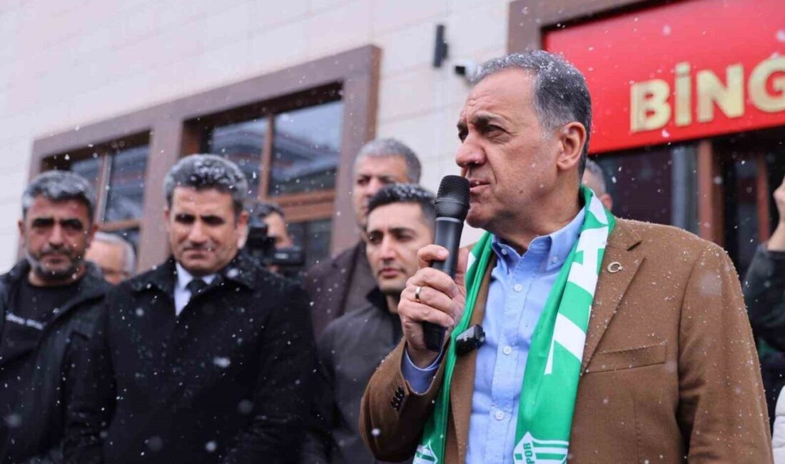 Cumhurbaşkanlığı Kararnamesi ile Yalova Valiliği’ne atanan Bingöl Valisi Ahmet Hamdi