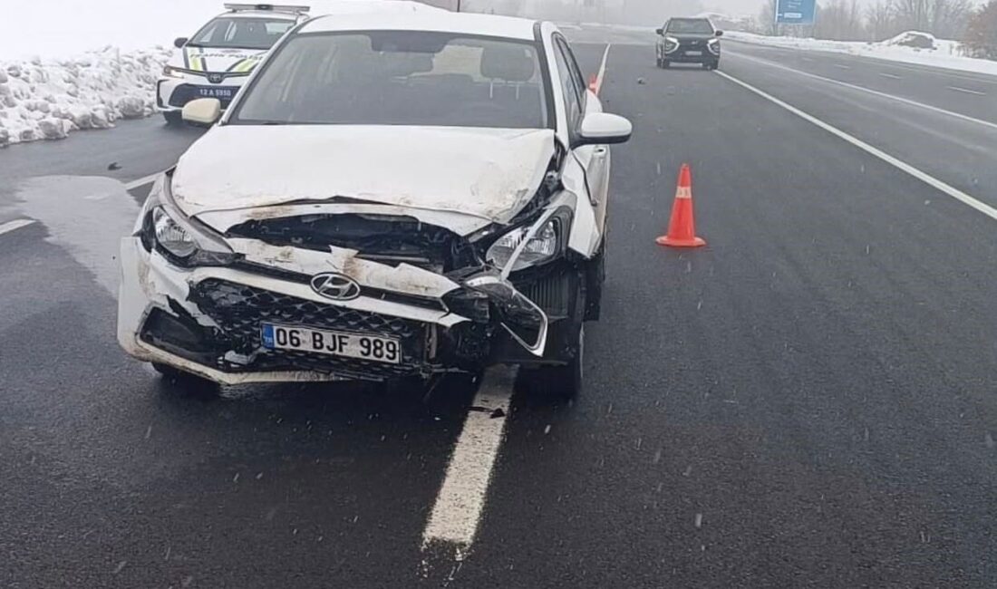 Bingöl’de meydana gelen trafik kazasında 5 kişi yaralandı. Kaza, Bingöl-Diyarbakır
