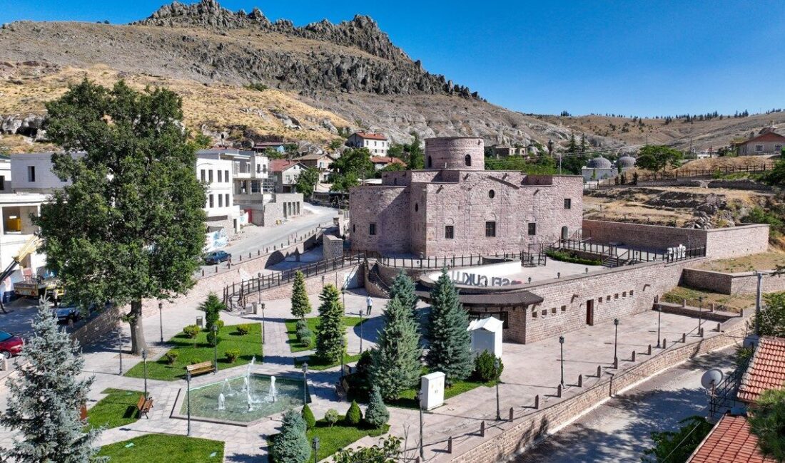 Konya’nın merkez Selçuklu İlçe Belediyesince yapılan restorasyonlarla yeniden hayat bulan,