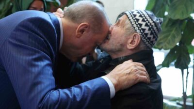 Bir asırlık ömründe birçok cumhurbaşkanı ve başbakanın iktidarına tanıklık eden