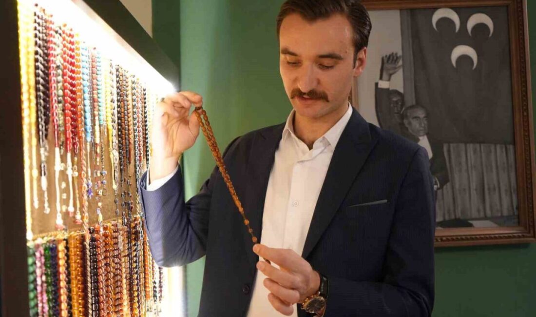 Kastamonu’da hobi olarak tespih alıp satmaya başlayan vatandaş, merakını ileri