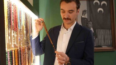 Kastamonu’da hobi olarak tespih alıp satmaya başlayan vatandaş, merakını ileri