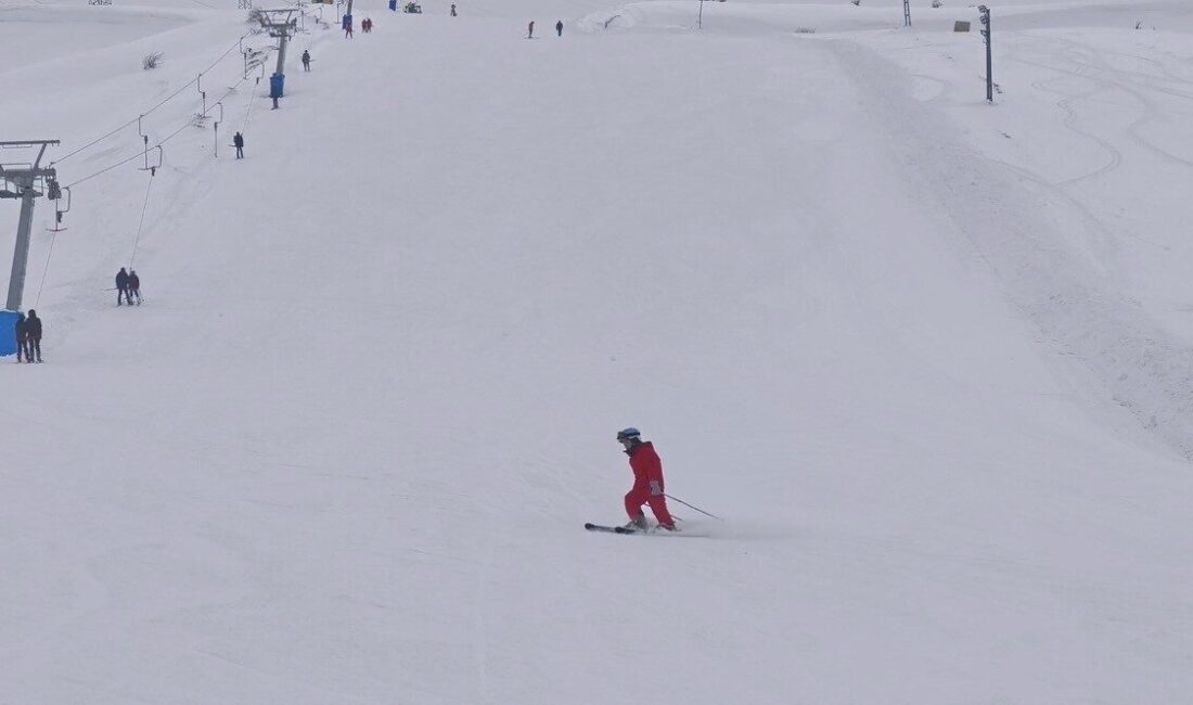 BİTLİS (İHA) – Bitlis’in Rahva bölgesindeki Elaman Kayak Merkezi, yarıyıl
