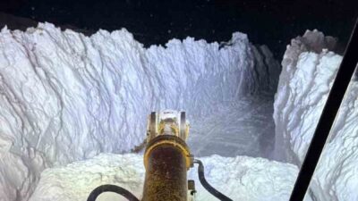 Bitlis İl Özel İdaresi ekipleri, il genelinde etkili olan kış