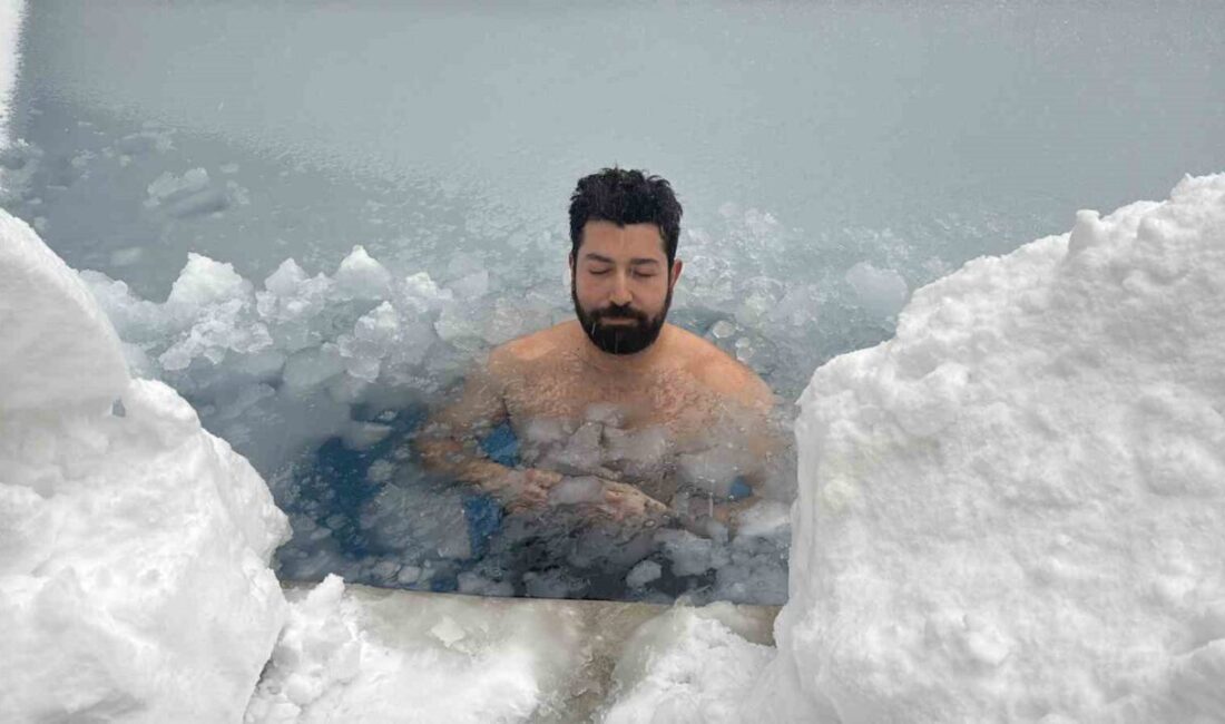 Bolu’da yılbaşı tatili için kente gelen Eren Biri, hava sıcaklığının