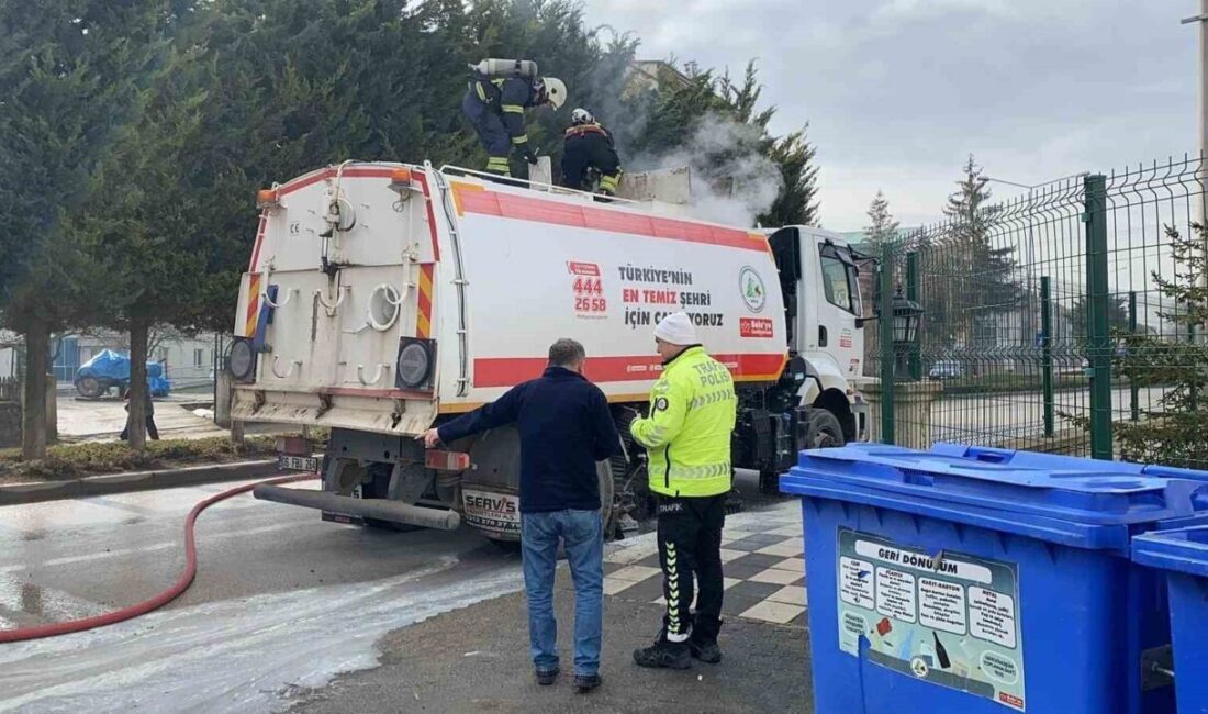 Bolu Belediyesine ait yol süpürme aracında çıkan yangın, itfaiyenin müdahalesiyle