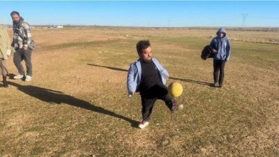 Şanlıurfa’da halk arasında cücelik olarak adlandırılan akondroplazi rahatsızlığı nedeniyle boyu