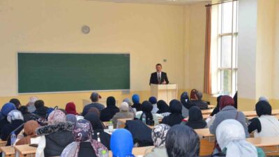 Bilecik Şeyh Edebali Üniversitesi (BŞEÜ) İlahiyat Fakültesinde kariyer etkinliği gerçekleştirildi.