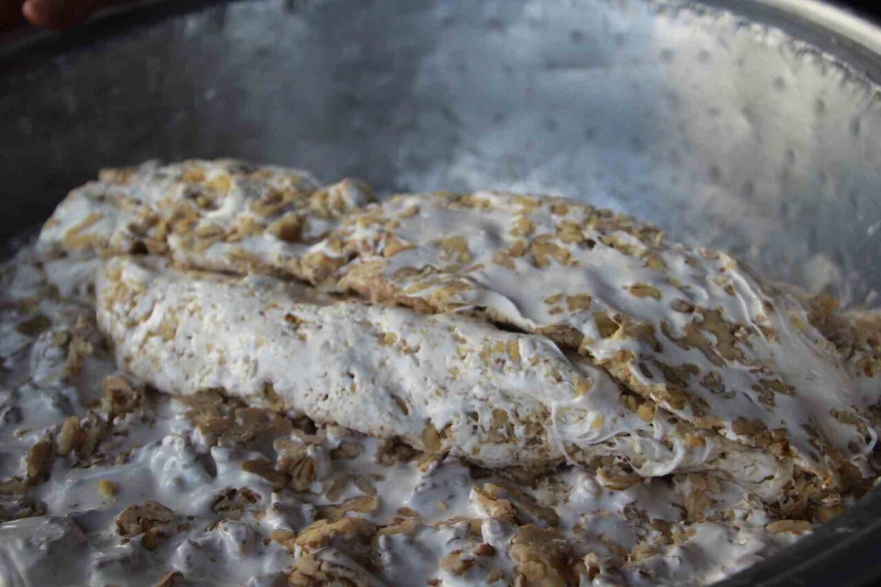 Ordu’nun yöresel lezzetlerinden olan ve yapımı toplamda 3 gün süren