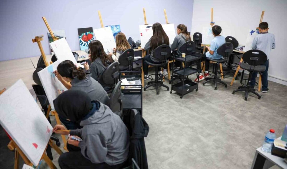 Kocaeli’de atölye, etkinlik, gezi ve sosyal sorumluluk projeleri ile gençlerin