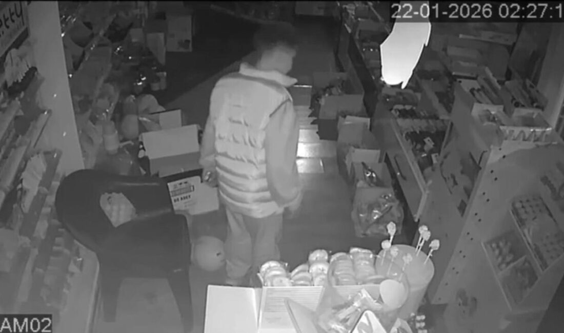 Osmaniye’de konteyner çarşıda bulunan bir büfeye giren çocuk, büfeden aldığı