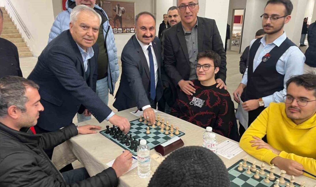 Denizli’nin Buldan ilçesinde düzenlenen satranç turnuvasında Türkiye’nin 25 ilinden 264