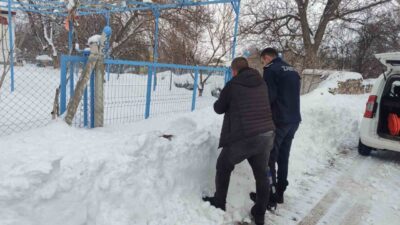 Soğuk havaların etkisini artırdığı bu günlerde Bünyan Belediyesi, sokak hayvanlarını