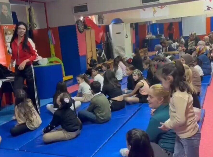 Burhaniye ilçesinde, Gençlik ve Spor İlçe Müdürlüğü ile Burhaniye İlçe