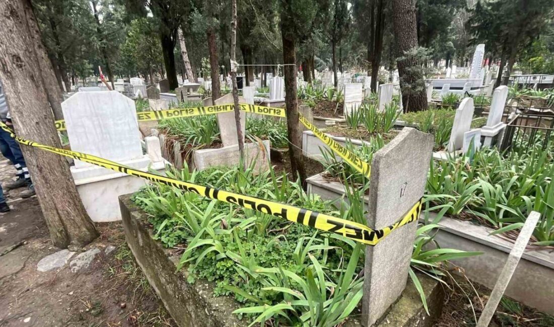 Bursa’da bir bebeğin cenazesinin mezarlığa izinsiz defnedilmesi üzerine polis ve