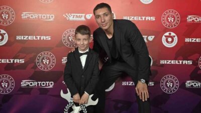 Bursa’nın Mudanya ilçesinden yaşayan mini motokros sporcusu Poyraz Kalender, Türkiye