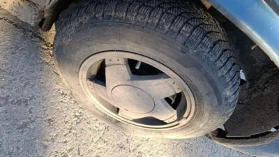 Eskişehir’de Büyükdere-Doğançayır kara yolunda trafik kazalarına davetiye çıkaran çukurun onarılması