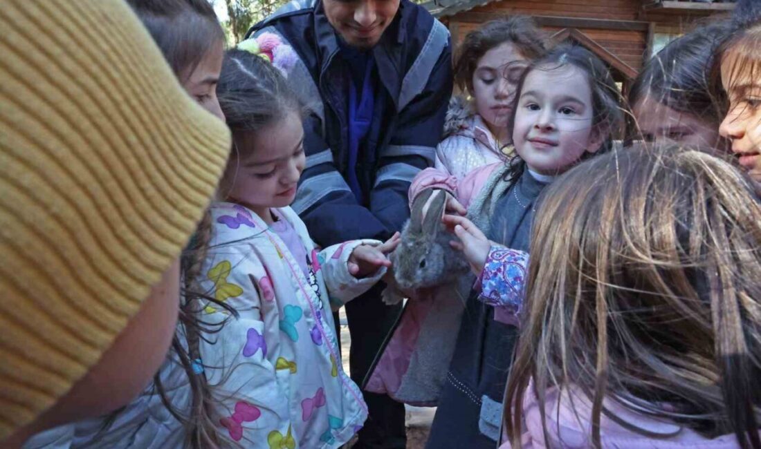 Antalya Büyükşehir Belediyesi, sömestr tatilinde çocukların hem eğlenip hem öğrenebileceği