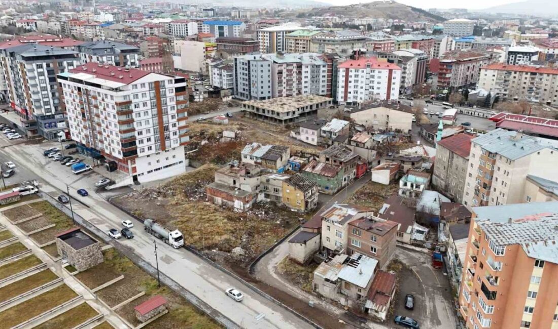 Erzurum Büyükşehir Belediyesi kentsel dönüşümde de Türkiye’ye rol modeli oldu.