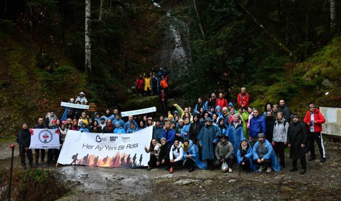 Balıkesir Büyükşehir Belediyesinin ev sahipliğinde Gençlik ve Spor Hizmetleri Daire