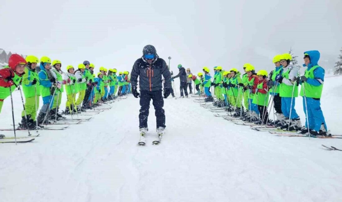 Bursa Büyükşehir Belediyesi’nin düzenlediği ‘Kayak Projesi’ kapsamında Uludağ ile ilk