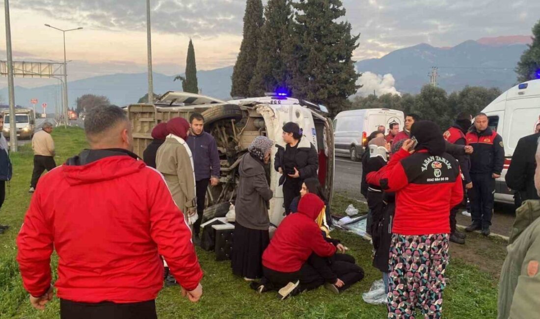 Aydın-Denizli Karayolu’nda buzlanma sebebiyle işçileri taşıyan minibüsün devrilmesiyle adeta can