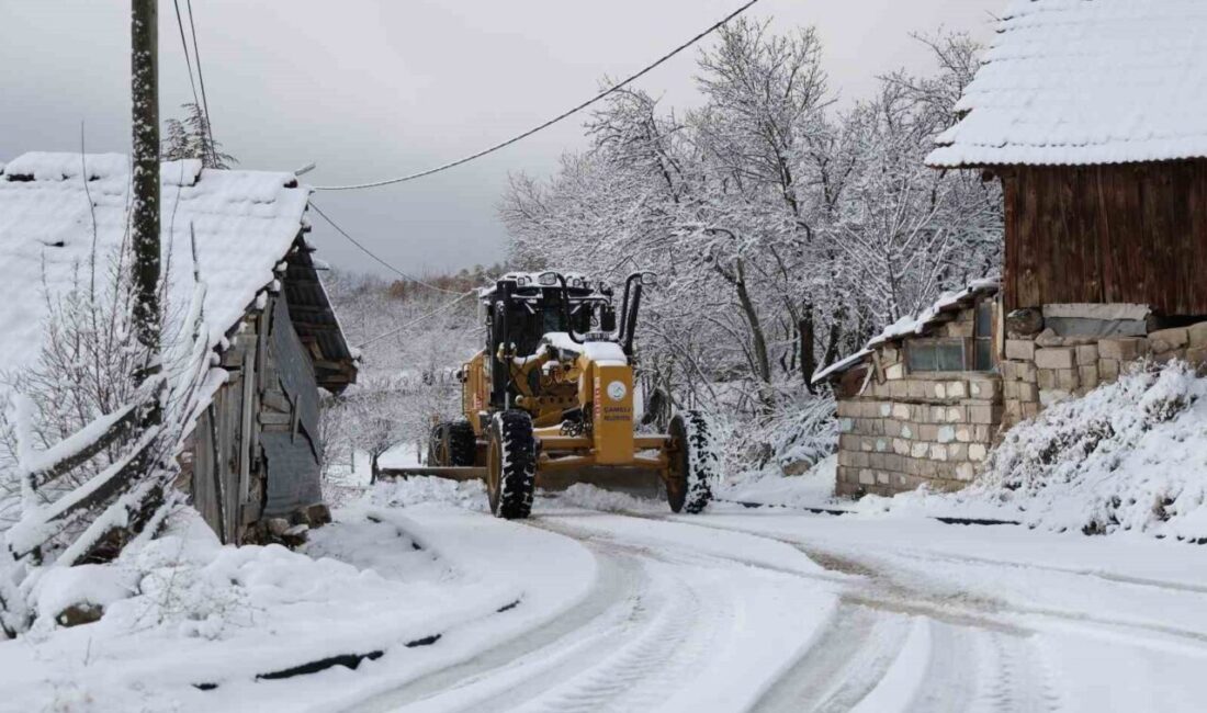 Çameli Belediyesi ilçede gece saatlerinde başlayan kar yağışı nedeniyle olumsuzluk