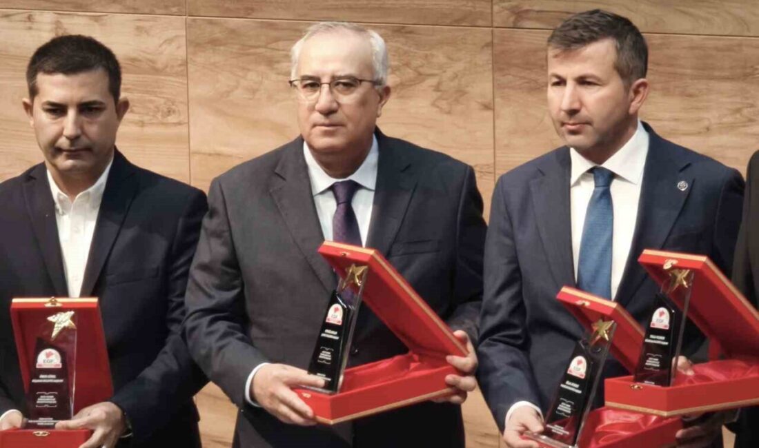 Denizli’nin Çameli ilçesinde gerçekleştirdiği vizyon projeler ve yerel kalkınma hamleleriyle