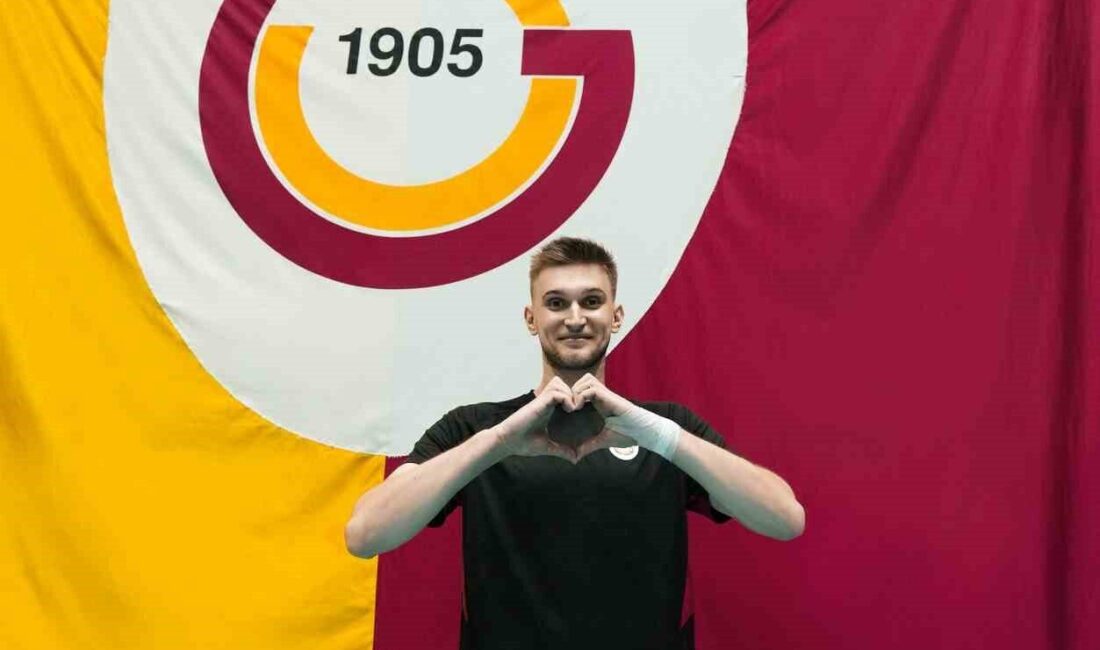 Galatasaray Erkek Voleybol Takımı oyuncularından Can Koç, “Galatasaray benim için