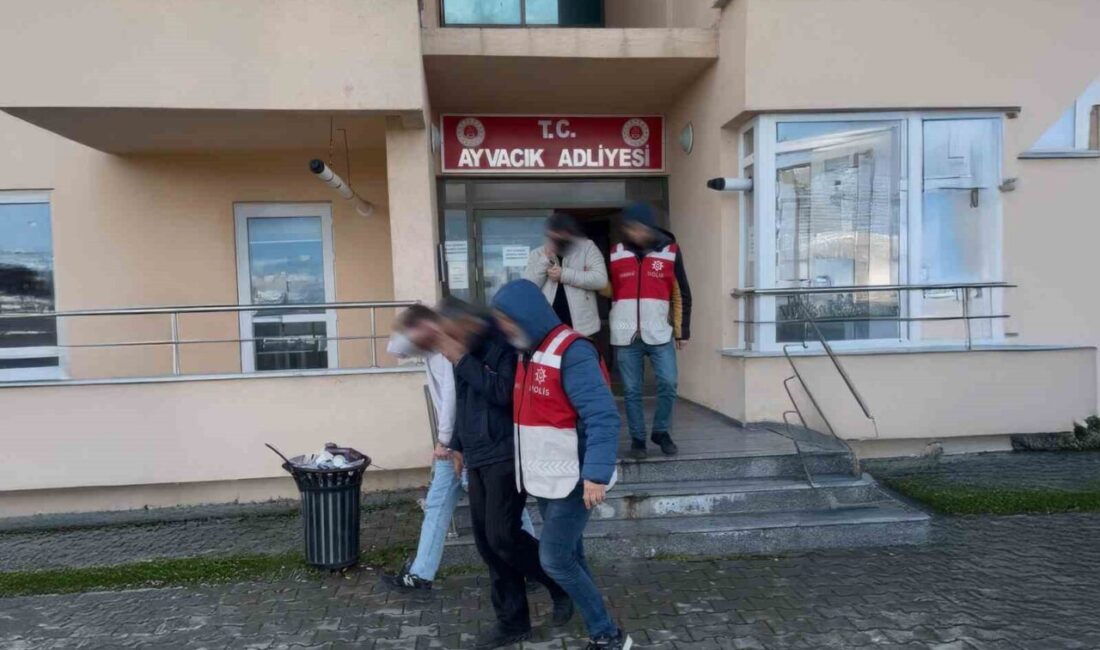 Çanakkale’de Göçmen Kaçakçılığıyla Mücadele ve Hudut Kapıları Şube Müdürlüğü ekiplerince