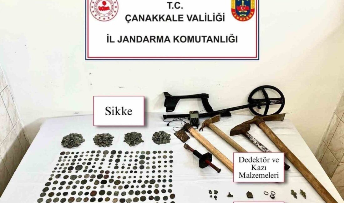 Çanakkale’de jandarma tarafından düzenlenen tarihi eser kaçakçılığı operasyonunda 1288 adet