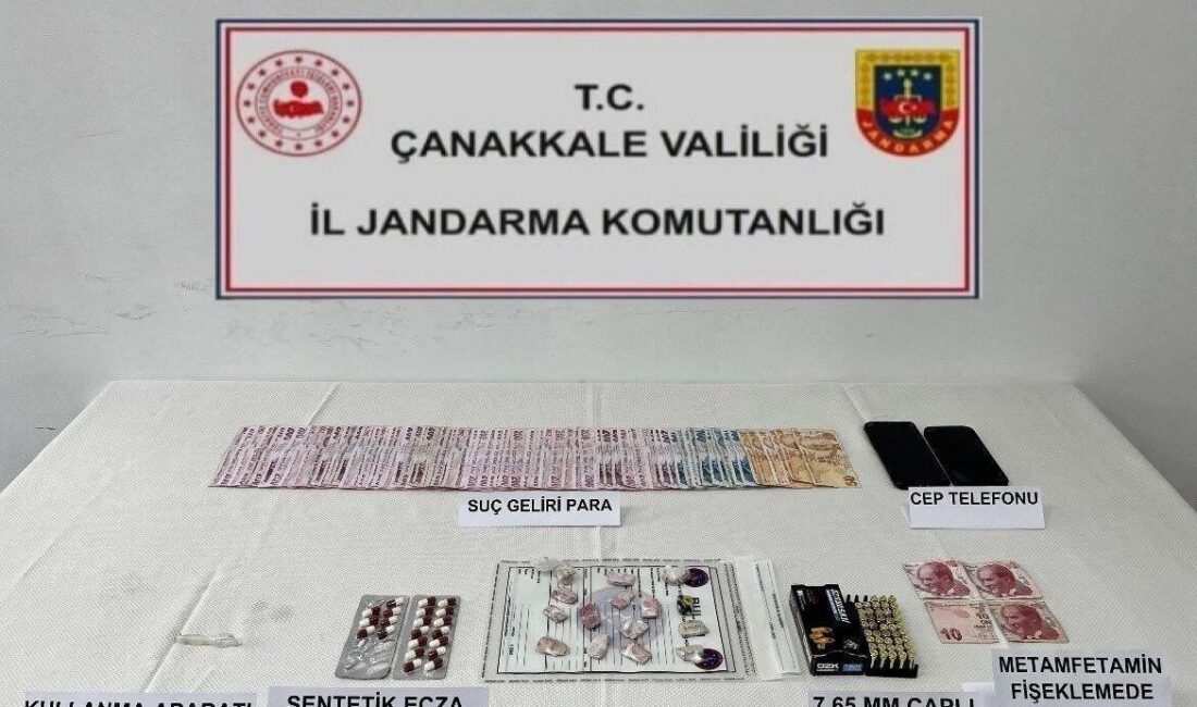 Çanakkale İl Jandarma Komutanlığı ekiplerince düzenlenen uyuşturucu operasyonlarında çok sayıda