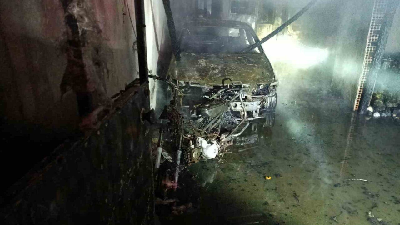 Çanakkale’nin Çan ilçesine bağlı Bozguç köyünde ahşap evin samanlık bölümünde