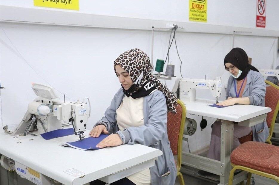 Canik Belediye Başkanı İbrahim Sandıkçı, kadınları mesleki eğitim ve sosyal