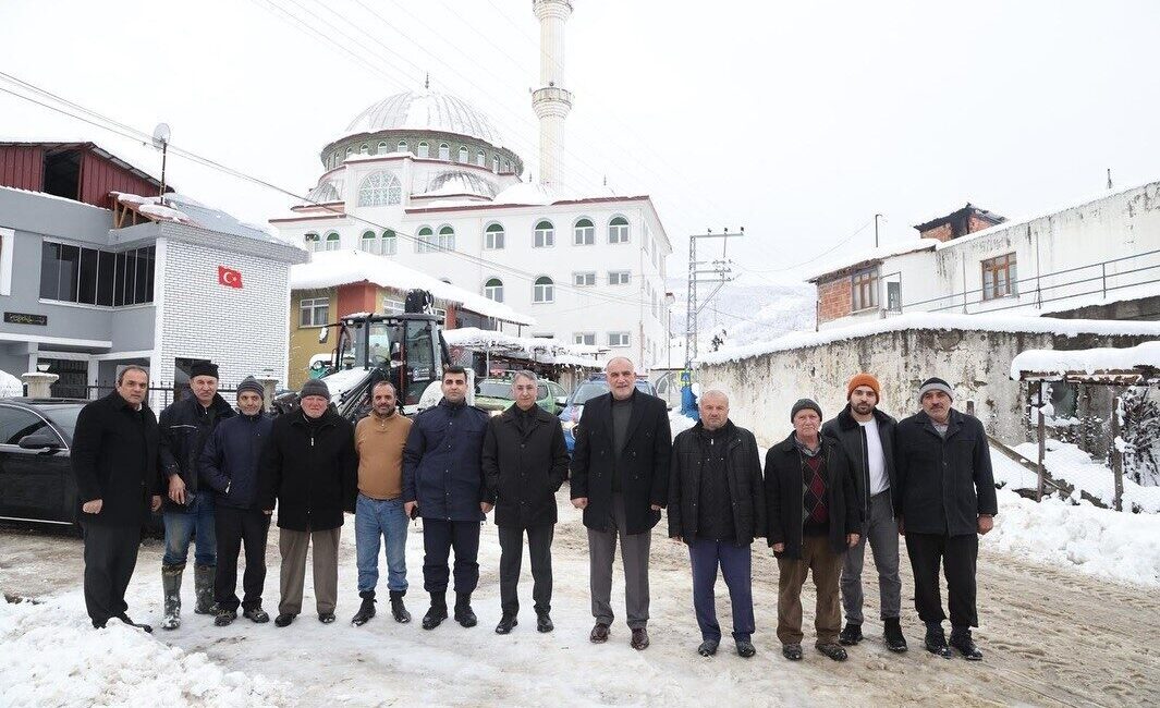 Samsun’un Canik Belediye Başkanı İbrahim Sandıkçı, ilçede etkili olan kar