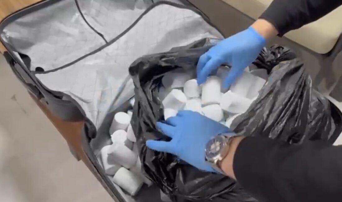 Samsun’un Çarşamba ilçesinde düzenlenen uyuşturucu operasyonunda 18 bin 900 adet