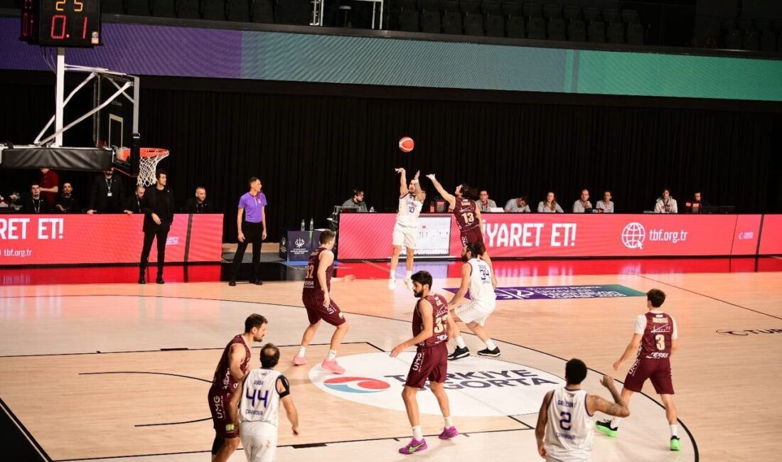 Çayırova Belediyesi, Erkekler Federasyon Kupası Yarı Finali’nde Bandırma Bordo Basketbol’u