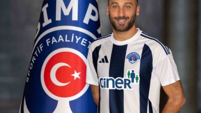 Kasımpaşa son olarak Fenerbahçe’de forma giyen golcü futbolcu Cenk Tosun’u